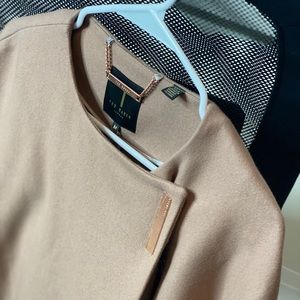 TED BAKER Cashmere and Wood Poncho/Cape